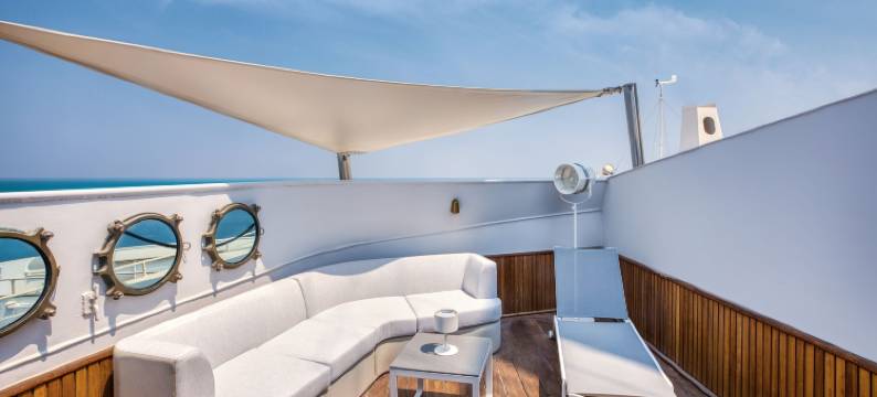 伊丽莎白女王二世酒店(Queen Elizabeth 2 Hotel)图片