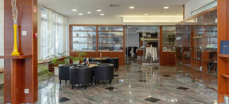 蔚蓝伽尼酒店(Garni Hotel Azul)图片