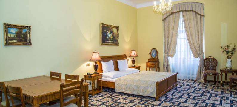 兹比罗赫城堡酒店(Chateau Zbiroh)图片