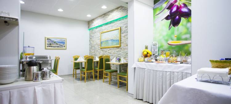 摩尔酒店(Hotel More)图片