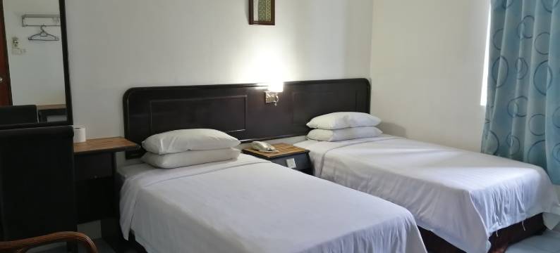 华美酒店(Wah May Hotel)图片