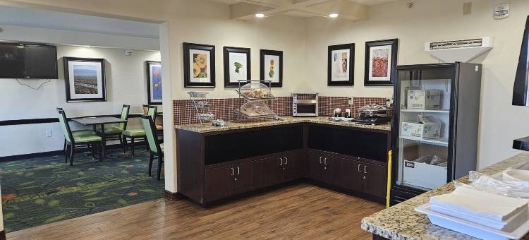 奎尔克酒店(The Querque Hotel)图片