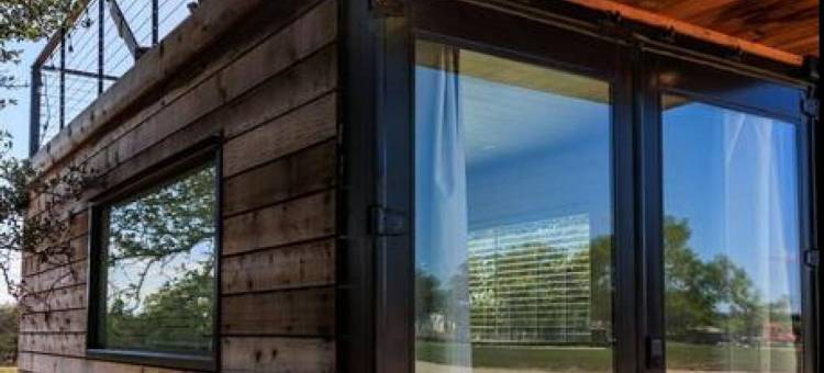 新的仙人掌-微型集装箱屋(New the Saguaro-Tiny Shipping Container Home)图片