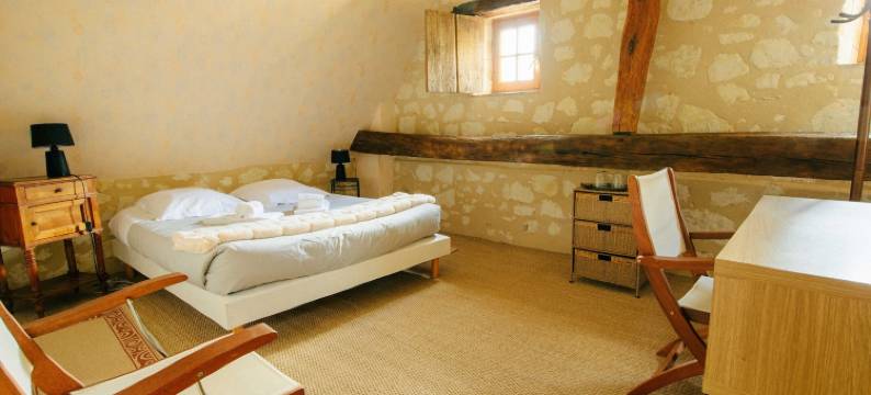 勒洛吉斯德普瓦利尔(Logis de Poëllier)图片