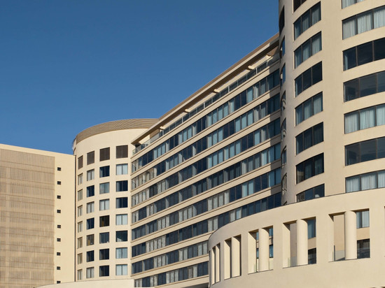 班德拉库尔拉三叉戟酒店