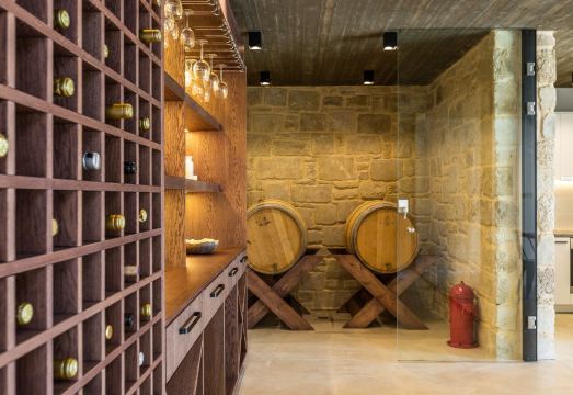 Villa Aori Hotel Overview