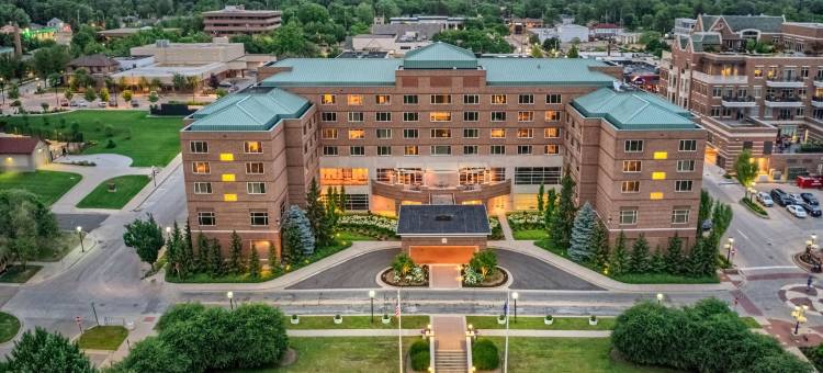 H酒店(The H Hotel)图片