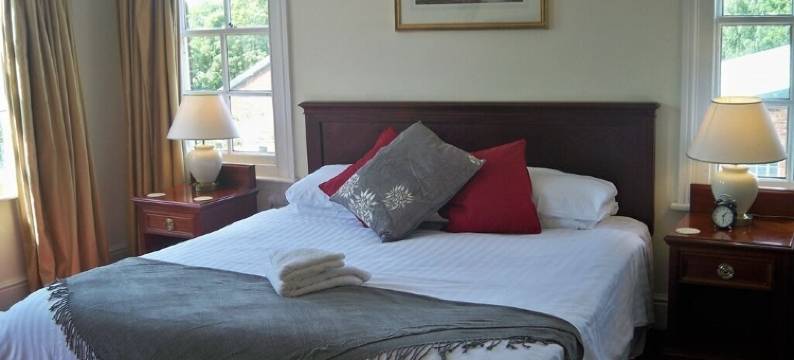 尼尔森与铁道旅馆(Nelson and Railway Inn)图片