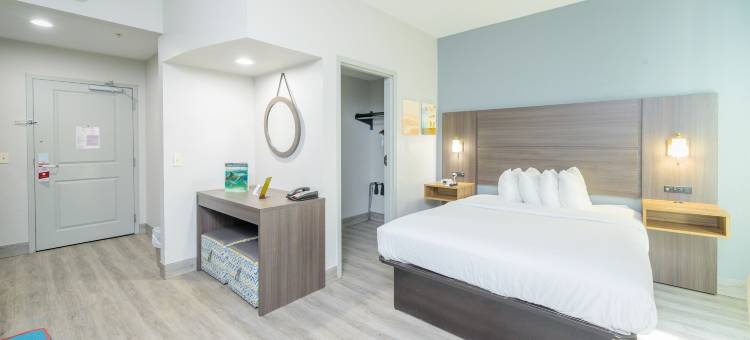 烛木巴拿马城海滩东南套房(Candlewood Suites Panama City Beach Southeast)图片
