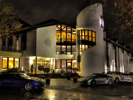 尼尔斯公园酒店