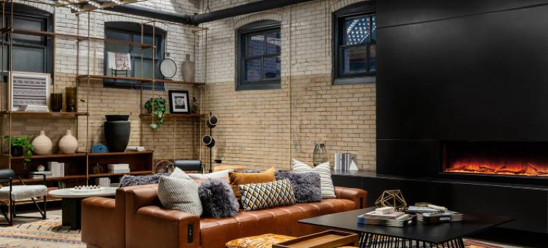 希尔顿绣锦藏品 诺布尔曼 沃斯堡(The Nobleman Fort Worth, Tapestry Collection by Hilton)图片