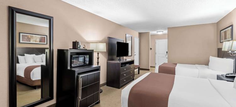 Heartland Inn & Suites, SureStay Collection by Best Western图片