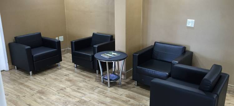 皮姆利科赛马场附近凯艺酒店(Quality Inn Near Pimlico Racetrack)图片