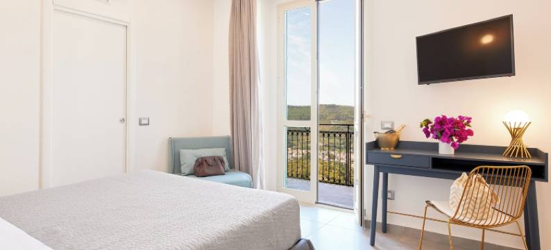 迪珀卡塔玛拉酒店(Residenza d'Epoca Tamara)图片