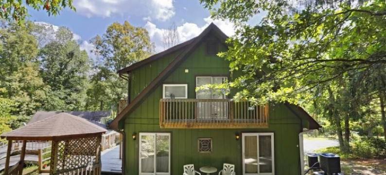 小黑熊旅馆(Lil Black Bear Inn)图片