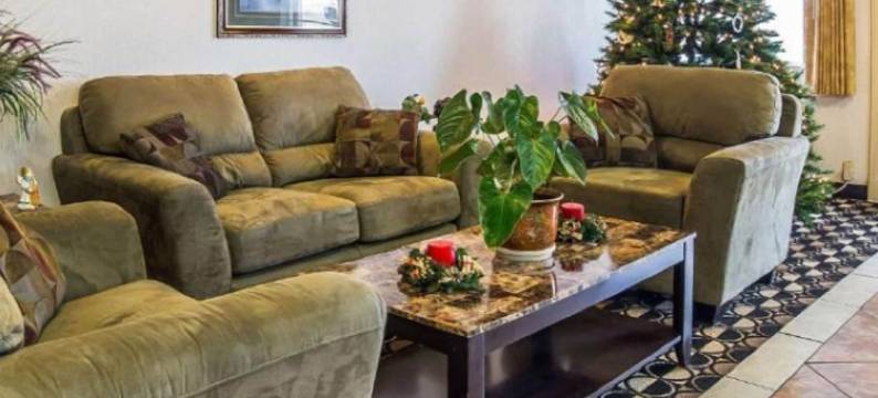 桑尼赛德费尔布里奇酒店(FairBridge Inn & Suites Sunnyside)图片