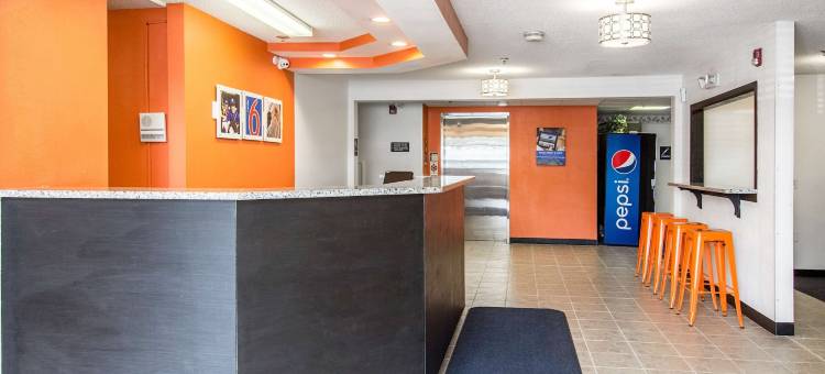 俄亥俄斯特里茨波洛6号汽车旅馆(Motel 6 Streetsboro, Oh)图片