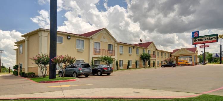 特雷尔品质套房酒店(Quality Inn and Suites Terrell)图片