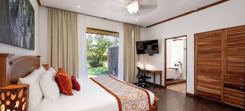 瓜齐佩林庄园火山牧场农场酒店及温泉(Hacienda Guachipelin Volcano Ranch Hotel & Hot Springs)图片