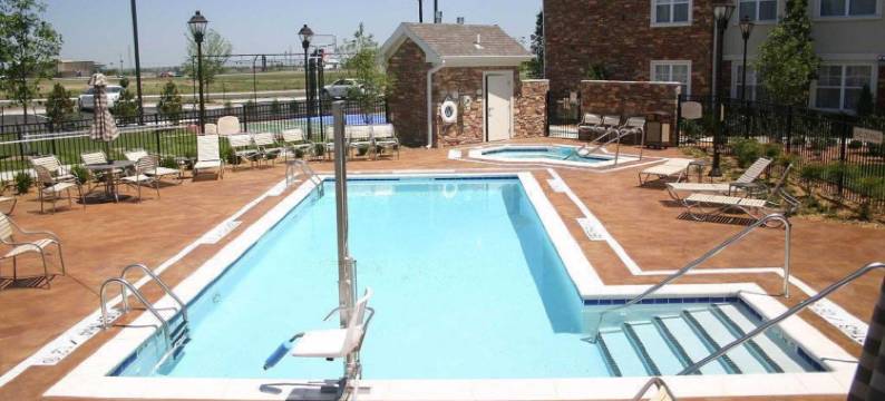 威奇托东区普拉齐奥居家酒店(Residence Inn by Marriott Wichita East At Plazzio)图片