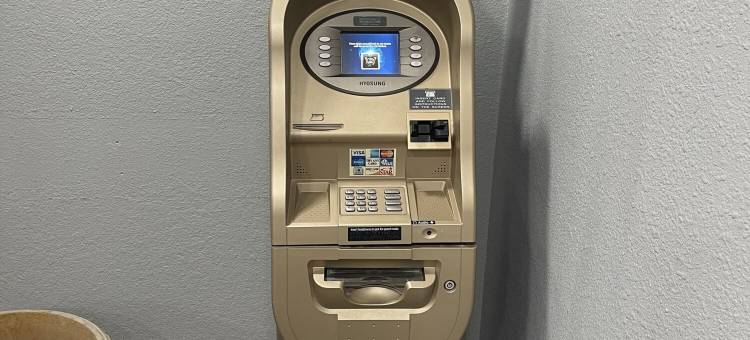 温德姆速8圣安东尼奥市中心酒店(Super 8 by Wyndham San Antonio Downtown NE)图片