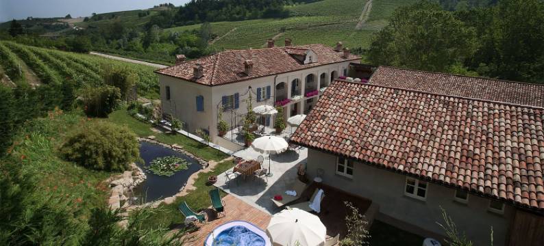 马尔卡里尼农庄酒店(Marcarini Agriturismo)图片