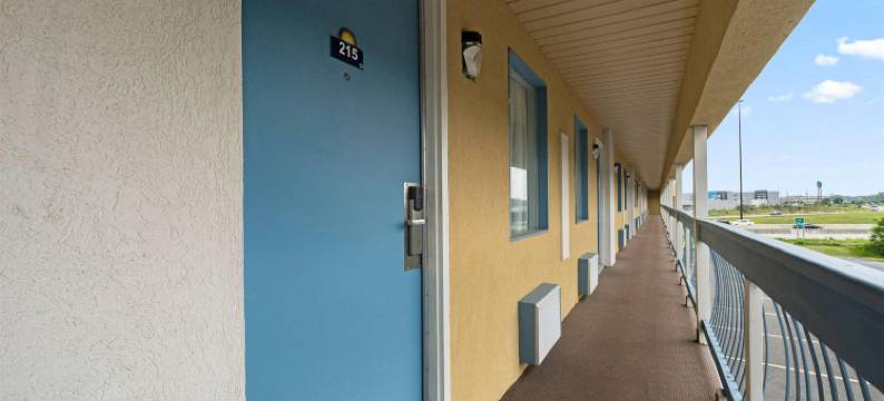 韦恩堡戴斯酒店(Days Inn by Wyndham Fort Wayne)图片