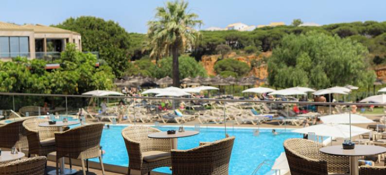 3HB 法莱西亚海滩(3HB Falésia Beach)图片