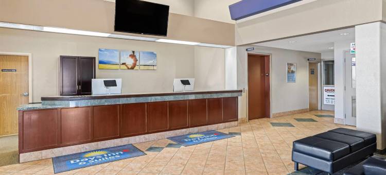 温克勒戴斯套房酒店(Days Inn & Suites by Wyndham Winkler)图片