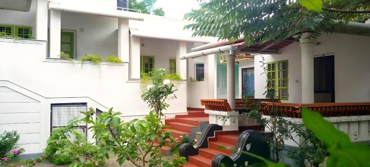 玛莱于尔假日酒店(Marayoor Holidays)图片