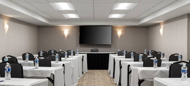 希尔顿逸林酒店-匹兹堡机场(DoubleTree by Hilton Hotel Pittsburgh Airport)图片