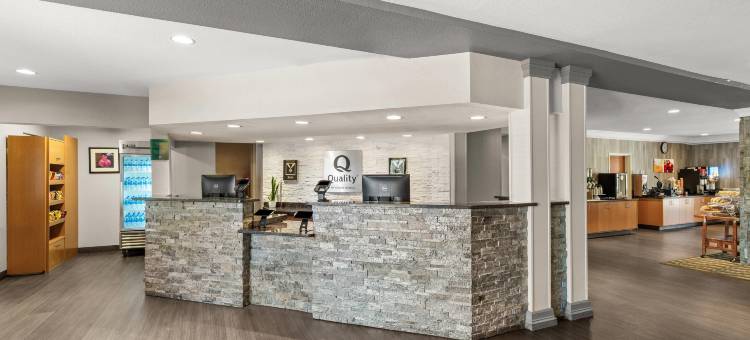 丹佛国际机场凯艺酒店及套房(Quality Inn & Suites Denver International Airport)图片