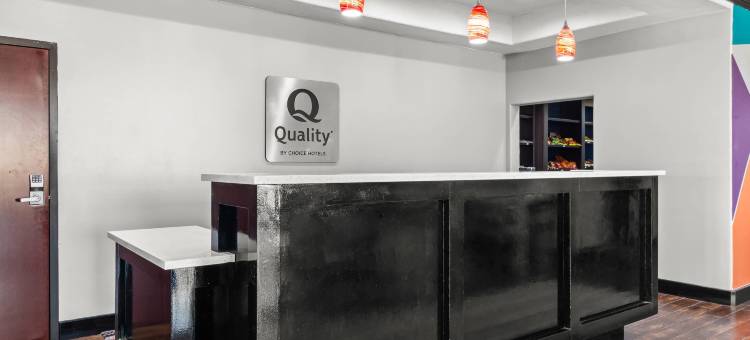 皮尔索尔的品质套房酒店(Quality Inn & Suites Pearsall)图片