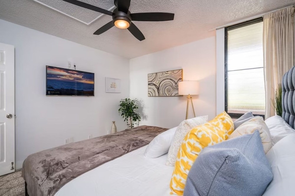 The Ocean View ResidenceOver view