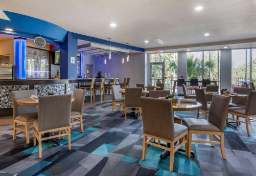 Cambria Hotel Ft Lauderdale, Airport South & Cruise Port Hotel Overview