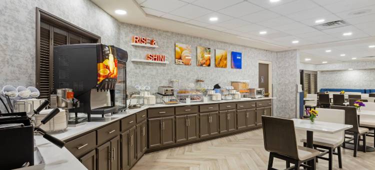 靠近东卡罗来纳大学的格林维尔舒适套房酒店(Comfort Inn & Suites Greenville Near East Carolina University)图片