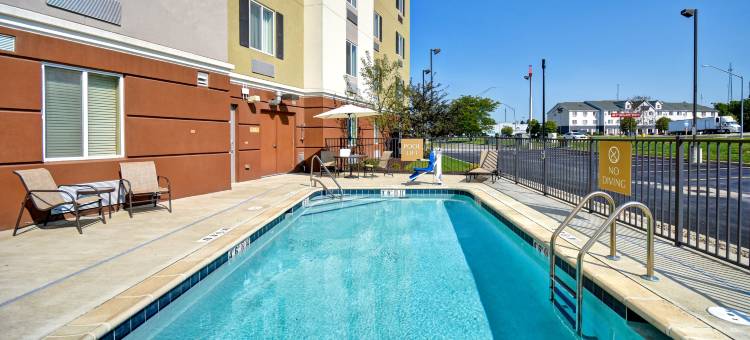 Candlewood Suites 圣克莱尔斯维尔 by IHG(Candlewood Suites ST. Clairsville-Wheeling Area)图片