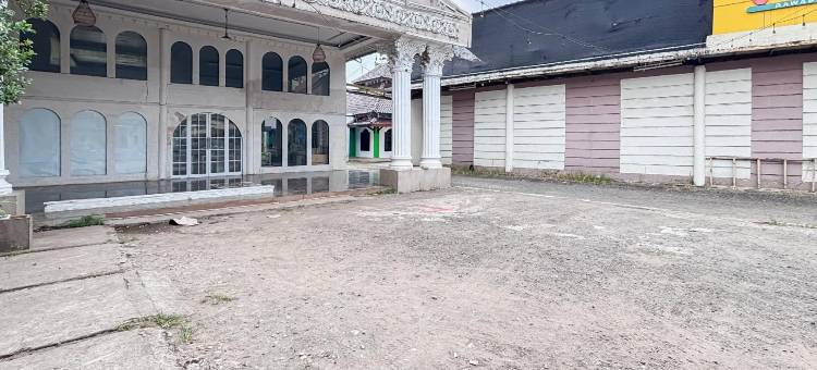 红门酒店-近苏邦阿伦阿伦2号(Koolkost Near Dprd Kabupaten Subang)图片