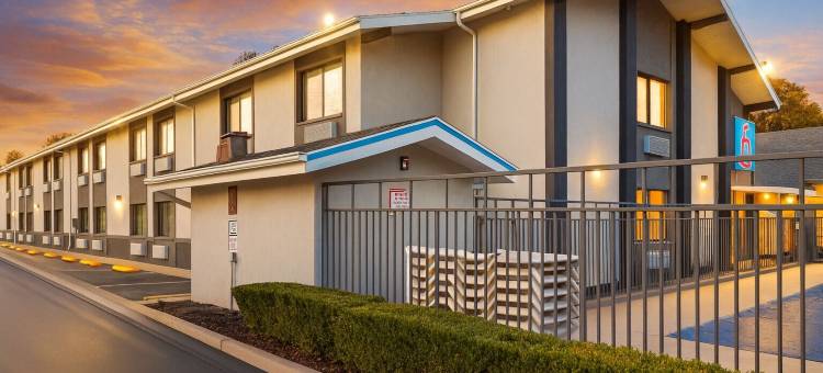 犹他市中心奥格登6号汽车旅馆(Motel 6 Ogden, UT- Downtown)图片