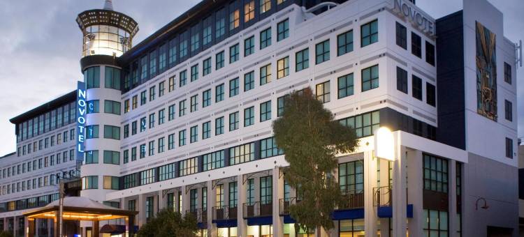 墨尔本格伦韦弗利诺富特酒店(Novotel Melbourne Glen Waverley)图片