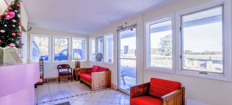 Whispering Pines by Hotel O 怀特斯通 VA(Whispering Pines by Hotel O Whitestone VA)图片