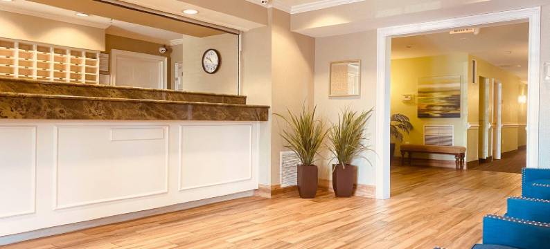 迈尔斯堡珊瑚角郊区开放式客房(Suburban Studios Fort Myers Cape Coral)图片