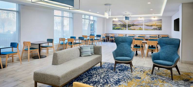 渥太华卡纳塔万豪TownePlace套房酒店(TownePlace Suites Ottawa Kanata)图片