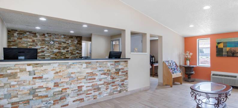 罗德威酒店奥本希尔斯- 底特律(Rodeway Inn Auburn Hills - Detroit)图片