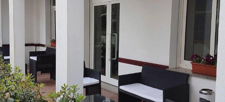 赛卡里尼 9 号酒店(Ceccarini 9 Home Suite Home)图片