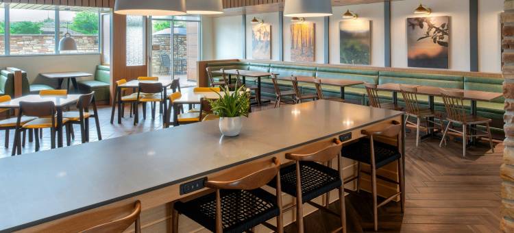 斯普林菲尔德西南万豪国际万枫酒店&套房(Fairfield by Marriott Inn & Suites Springfield Southwest)图片