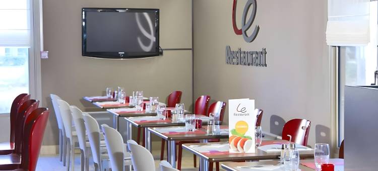 梅斯南 茹伊奥克斯拱门康铂酒店(Campanile NATURE – Metz Sud Jouy aux Arches)图片
