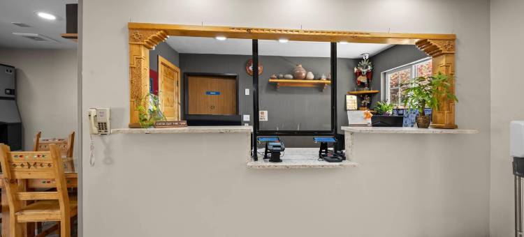伊康套房旅馆(Econo Lodge Inn & Suites)图片