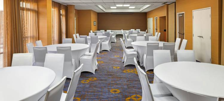 UCR里布/莫雷诺谷区万怡酒店(Courtyard Riverside UCR/Moreno Valley Area)图片