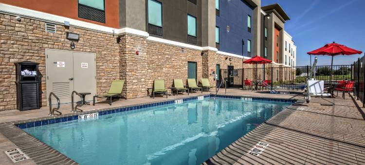 弗雷斯诺机场欢朋酒店(Hampton Inn Fresno Airport)图片